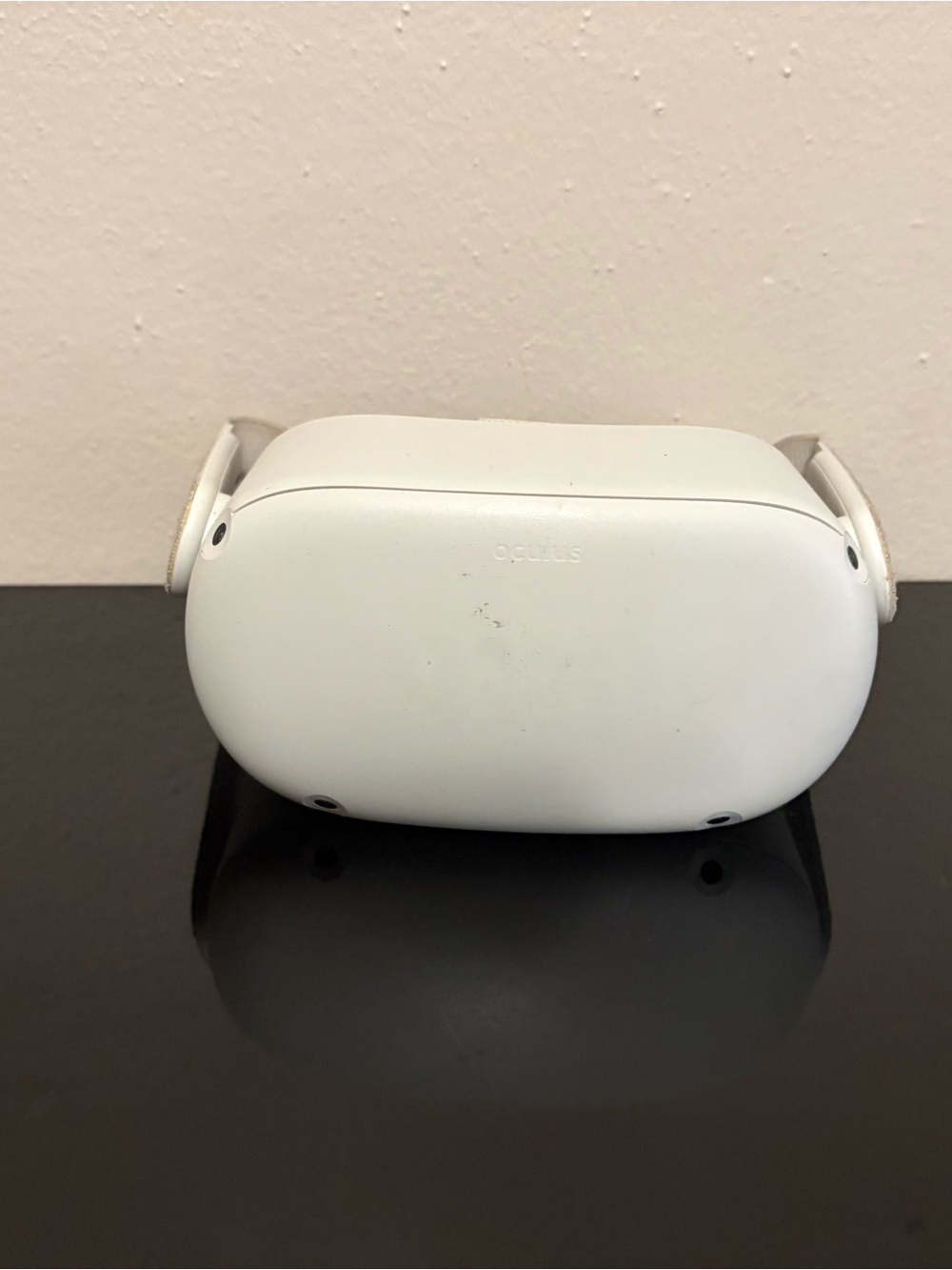 Oculus White VR Headset Front View